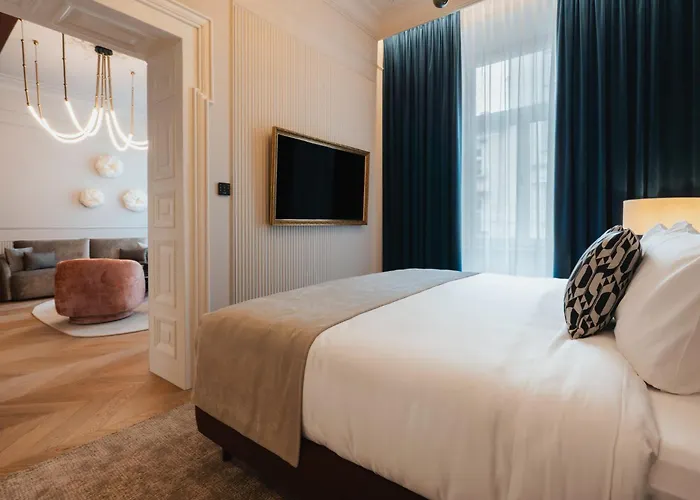 Indigo - Wawel Castle By Ihg