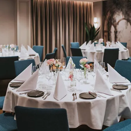 Indigo - Wawel Castle By Ihg 4*