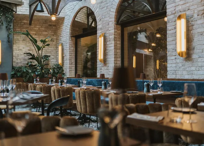 Indigo - Wawel Castle By Ihg 4*